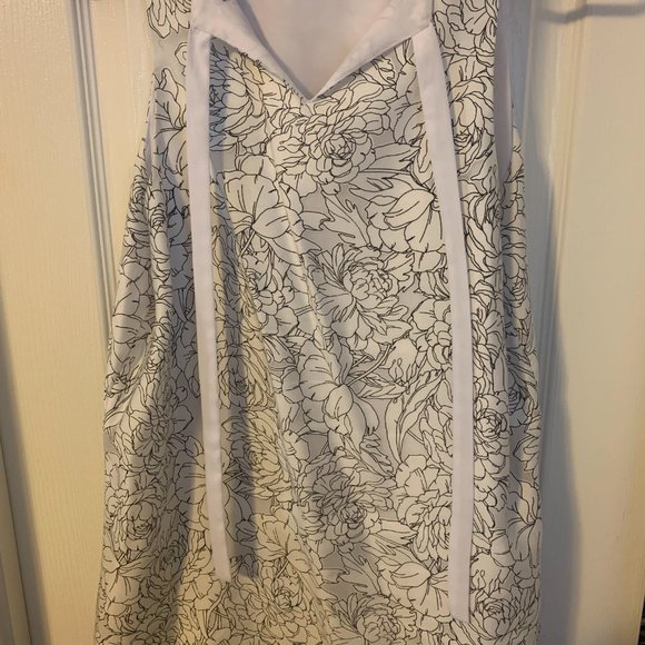 Banana Republic Floral Blouse - Picture 2 of 3